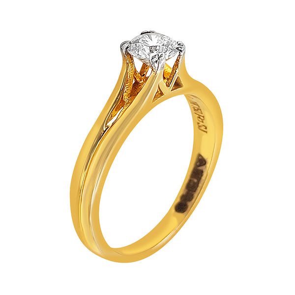 Splendora Shank Radiance  A Stunning Yellow Gold Solitaire Elegance