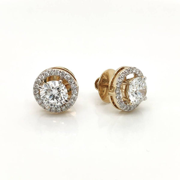 Golden Sunbeam Solitaire Studs Earrings Radiant elegance with dazzling diamonds.