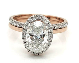 Luxe Radiance Halo Ring: A Captivating Fusion of Elegance and Brilliance