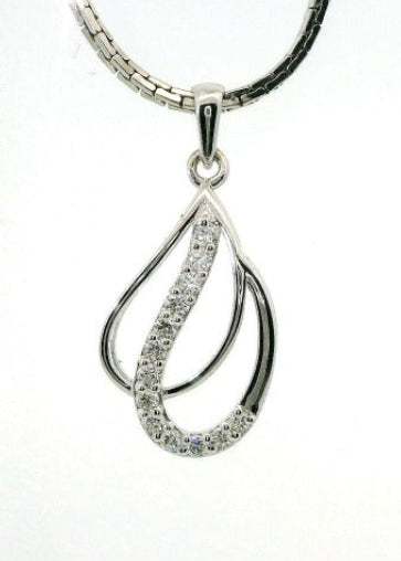 DIAMOND PENDENT